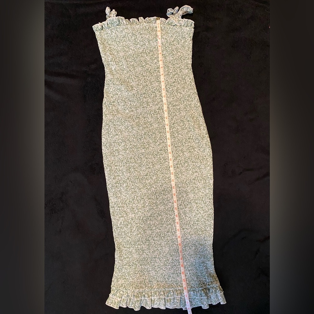 Stretchy Bodycon Dress - Picture 4 of 5